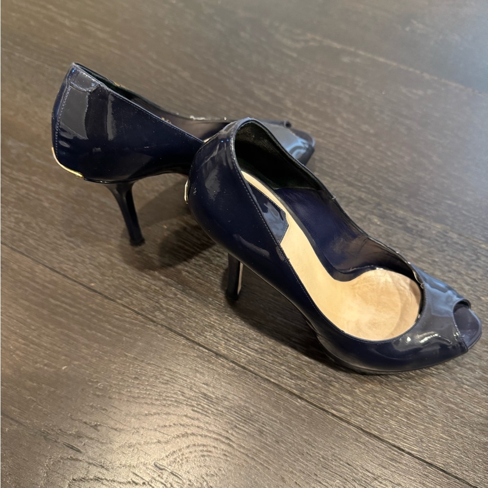 DIOR high heels in navy blue patent leather